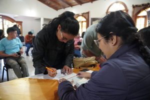 Entrega de incentivos en distintos niveles educativos. 